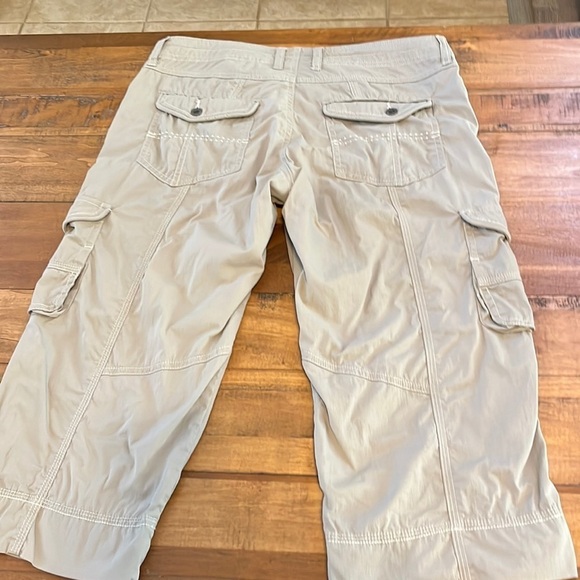 KUHL capris, tan, 4 - Picture 2 of 6